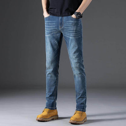 Gerade geschnittene Herrenjeans